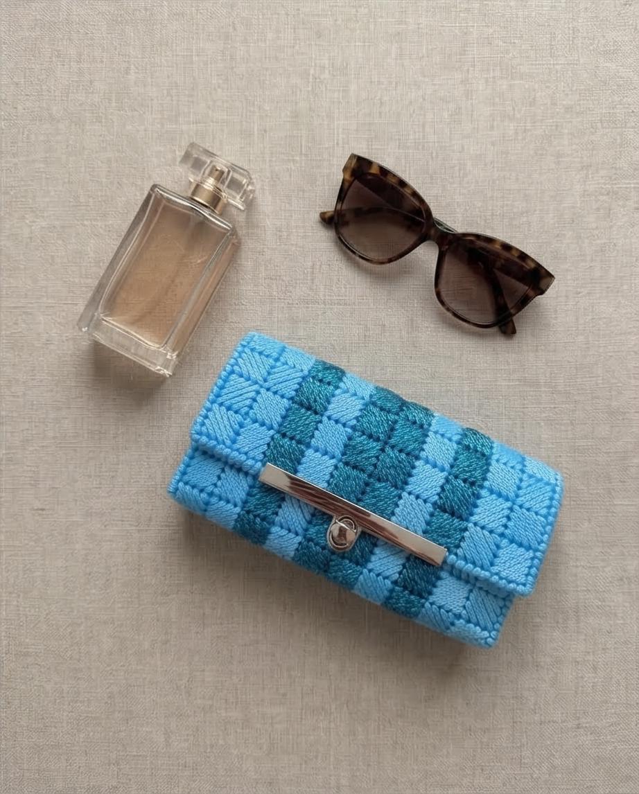 VT BAGS – “OCEAN GLAM MINI BAG”