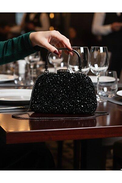 Mini Bags That Transition from Day to Night