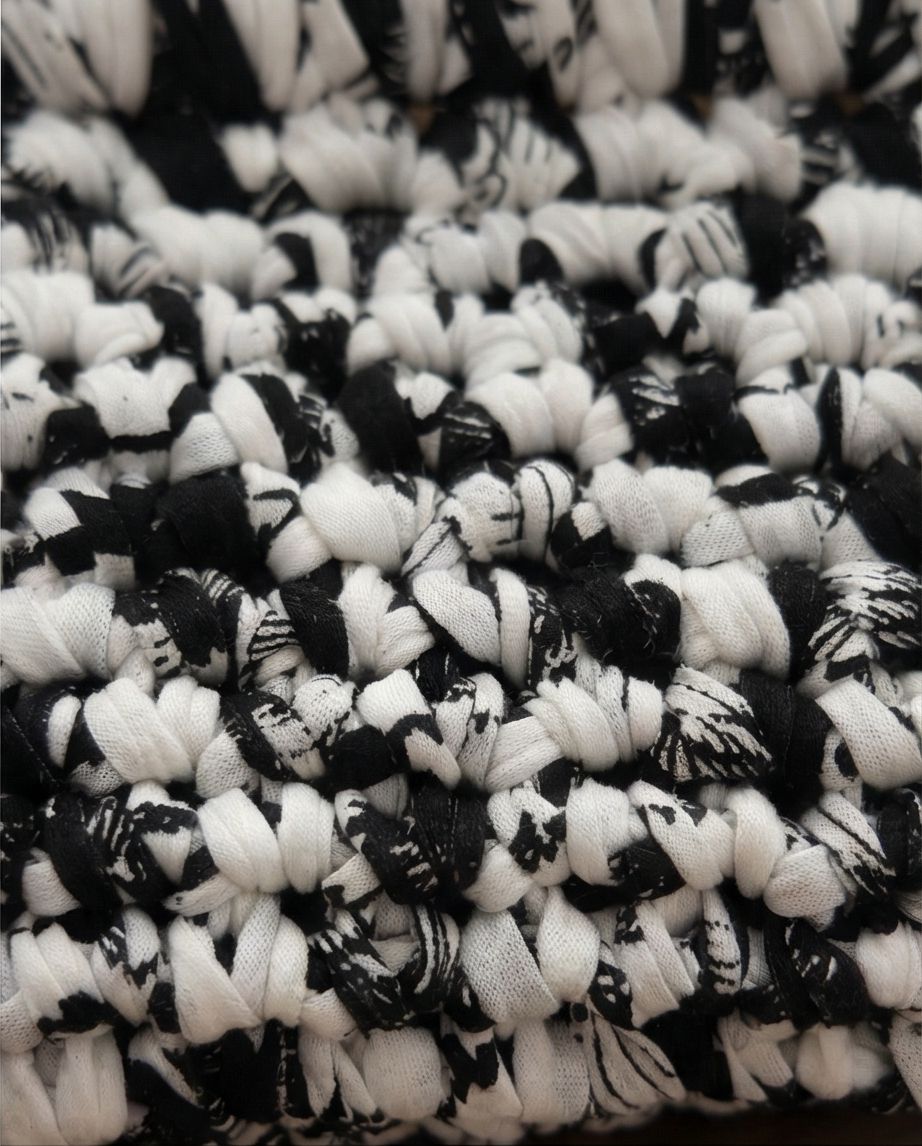 BORSA D'ARTE IN BIANCO E NERO