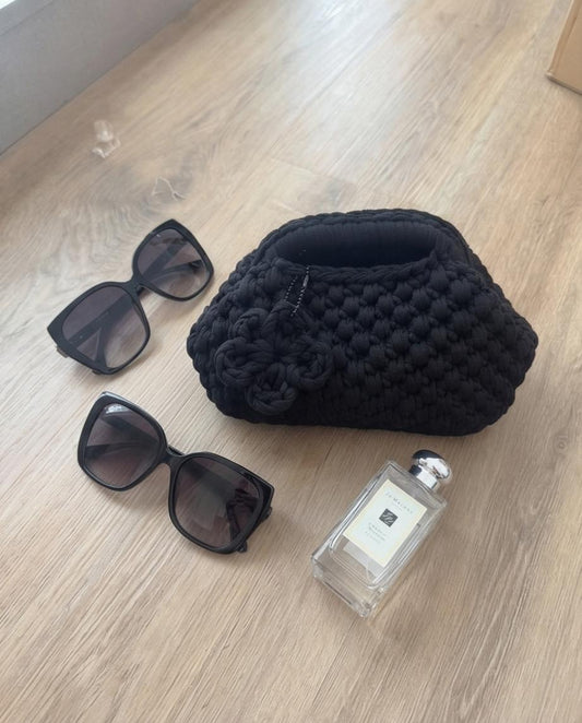 HANDCRAFTED BAG "BLACK ELEGANCE" MODEL – VT BAGS