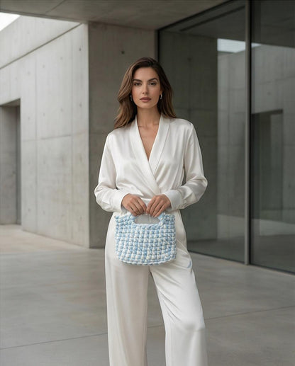 Mini Borsa Artigianale Azzurro Cielo con Catena Oro