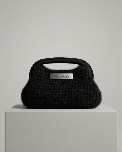 VT BAGS – MINI BORSA NERA IN PELLICCIA