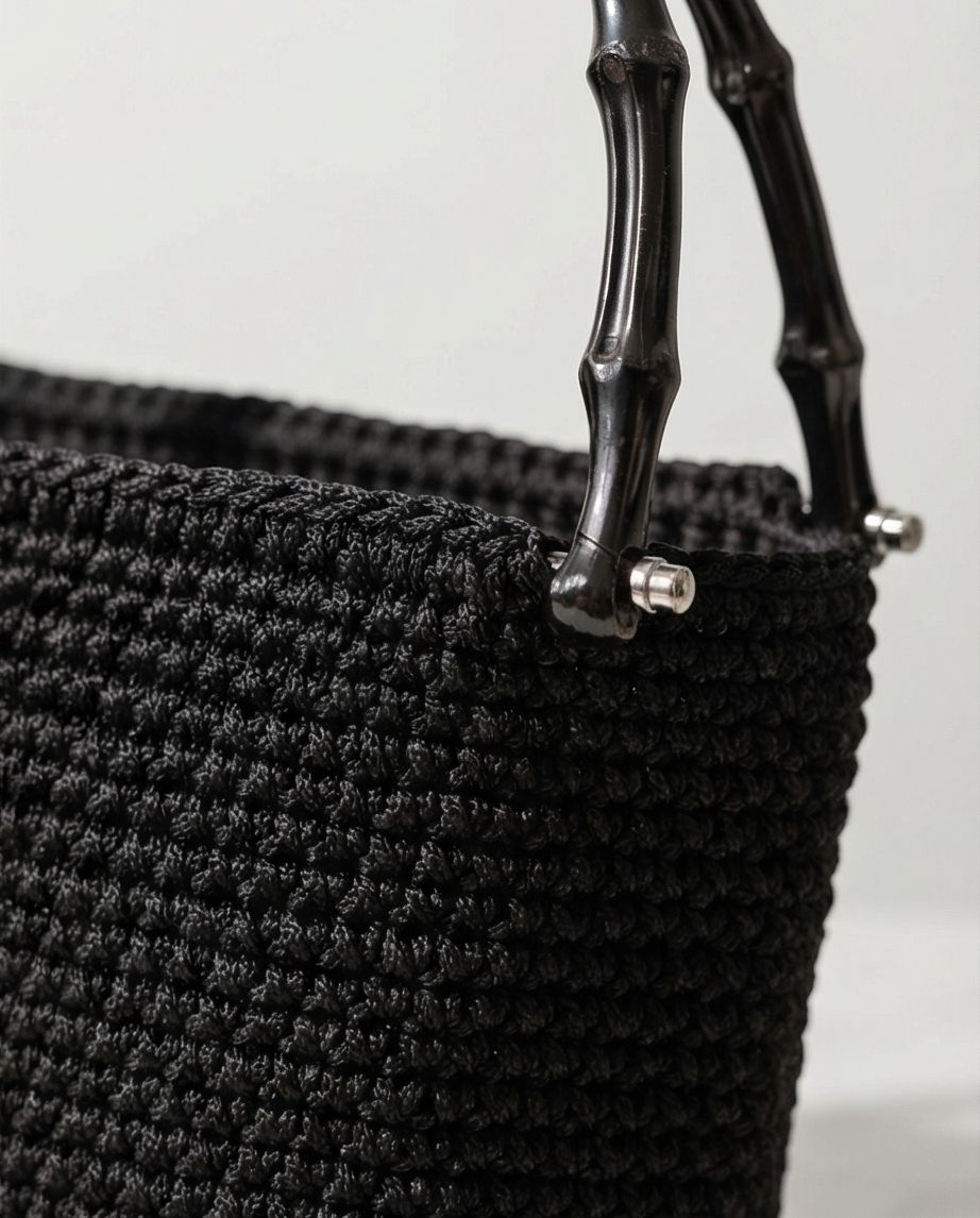 VT BAGS – MODELLO “BLACK BAMBOO ELEGANCE BAG”
