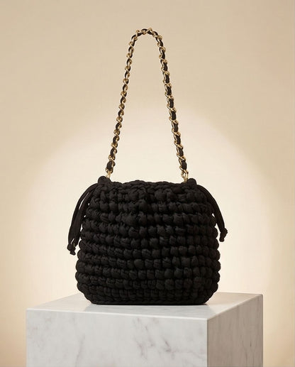 VT BAGS – MODELLO “BLACK CHAIN ELEGANCE BAG”