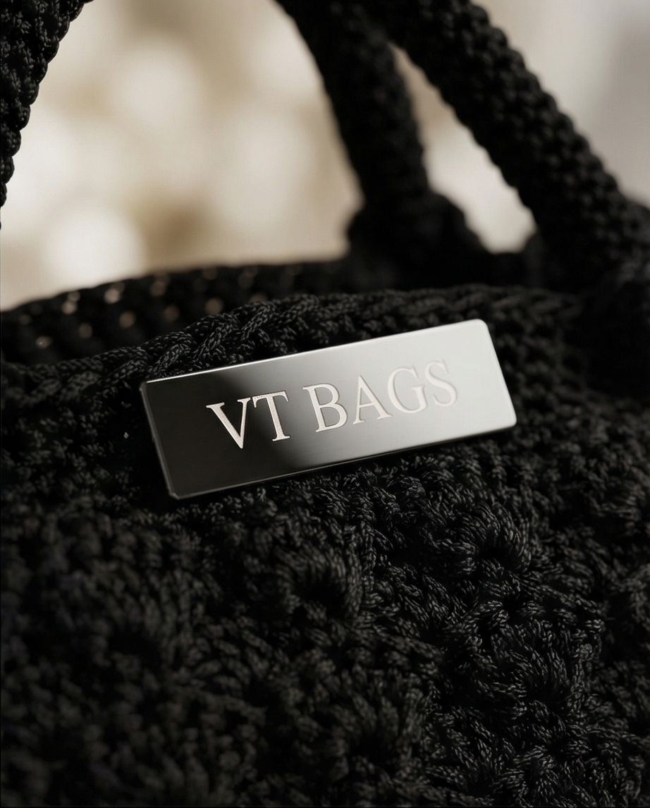 VT BAGS – MODELLO “BLACK ELEGANCE BUCKET BAG”