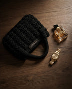VT BAGS – MODELLO “BLACK ELEGANCE BUCKET BAG”