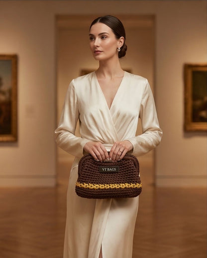 VT BAGS – MODELLO “CHOCOLATE GOLD ELEGANCE BAG”