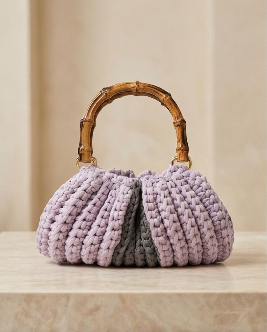 VT BAGS – MODELLO “LAVENDER BAMBOO BUCKET”