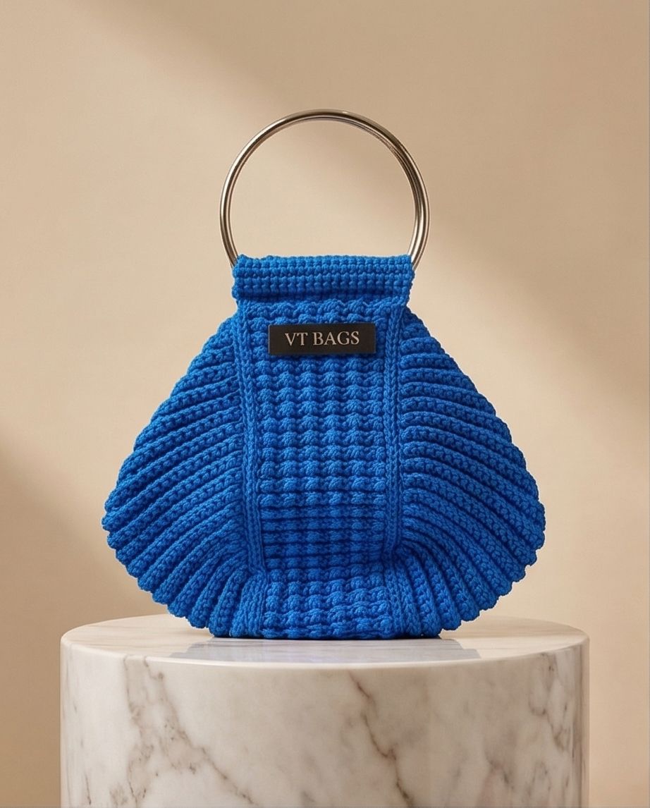 VT BAGS – MODELLO “ROYAL BLUE SCULPT BAG”