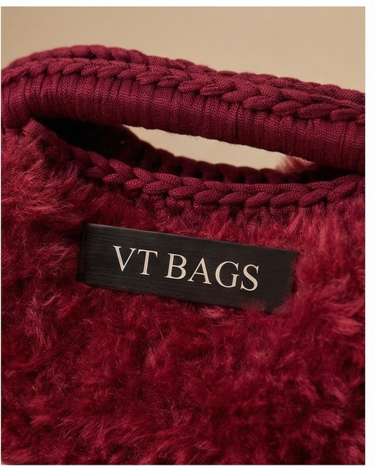 VT BAGS – MODELLO “RUBY FUR MINI BAG”
