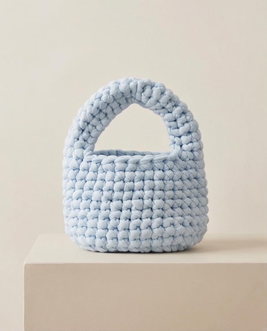 VT BAGS – MODELLO “SKY CLOUD HANDCRAFT BAG”
