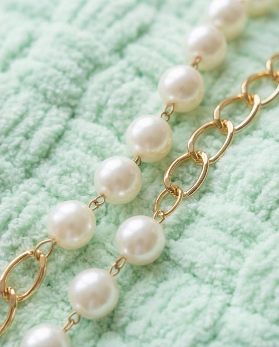 VT BAGS – MODELLO "SOFT MINT PEARL CLUTCH"