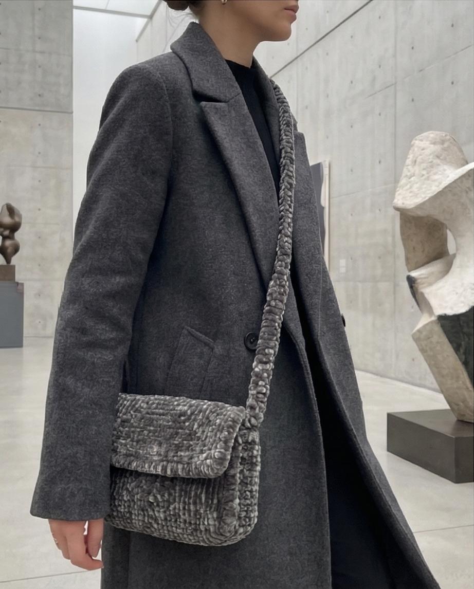 VT BAGS – MODELLO “VELVET TAUPE MINI BAG”