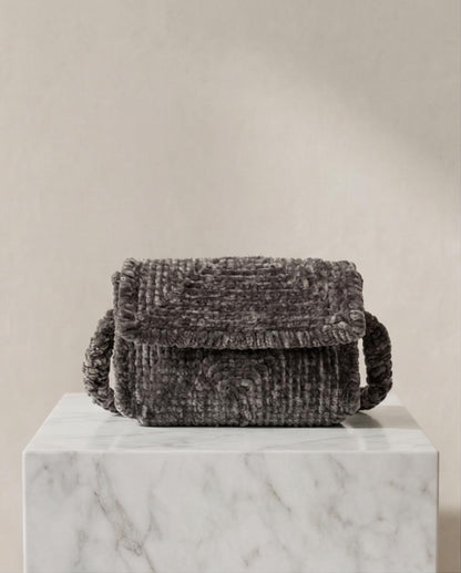 VT BAGS – MODELLO "VELVET TAUPE MINI BAG"