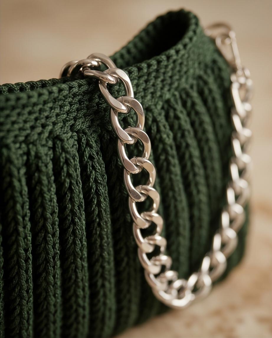 Emerald Chain Artisan Bag