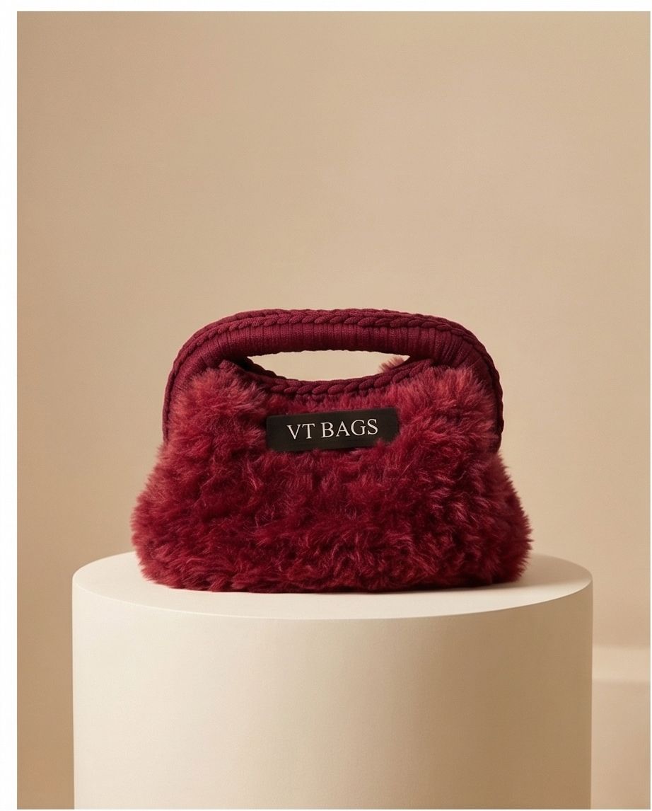 VT BAGS – MODELLO “RUBY FUR MINI BAG”